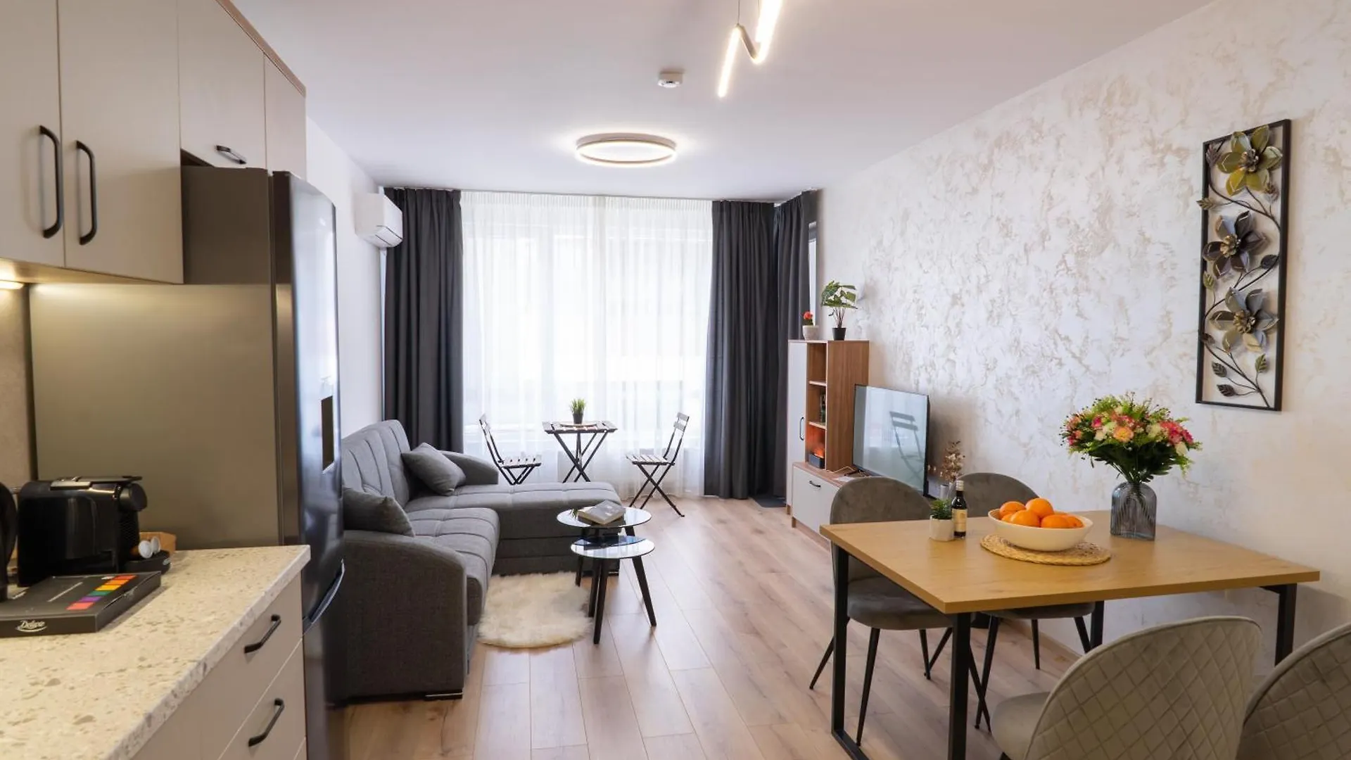 New Modern & Cozy Apartment With Free Parking Varna
