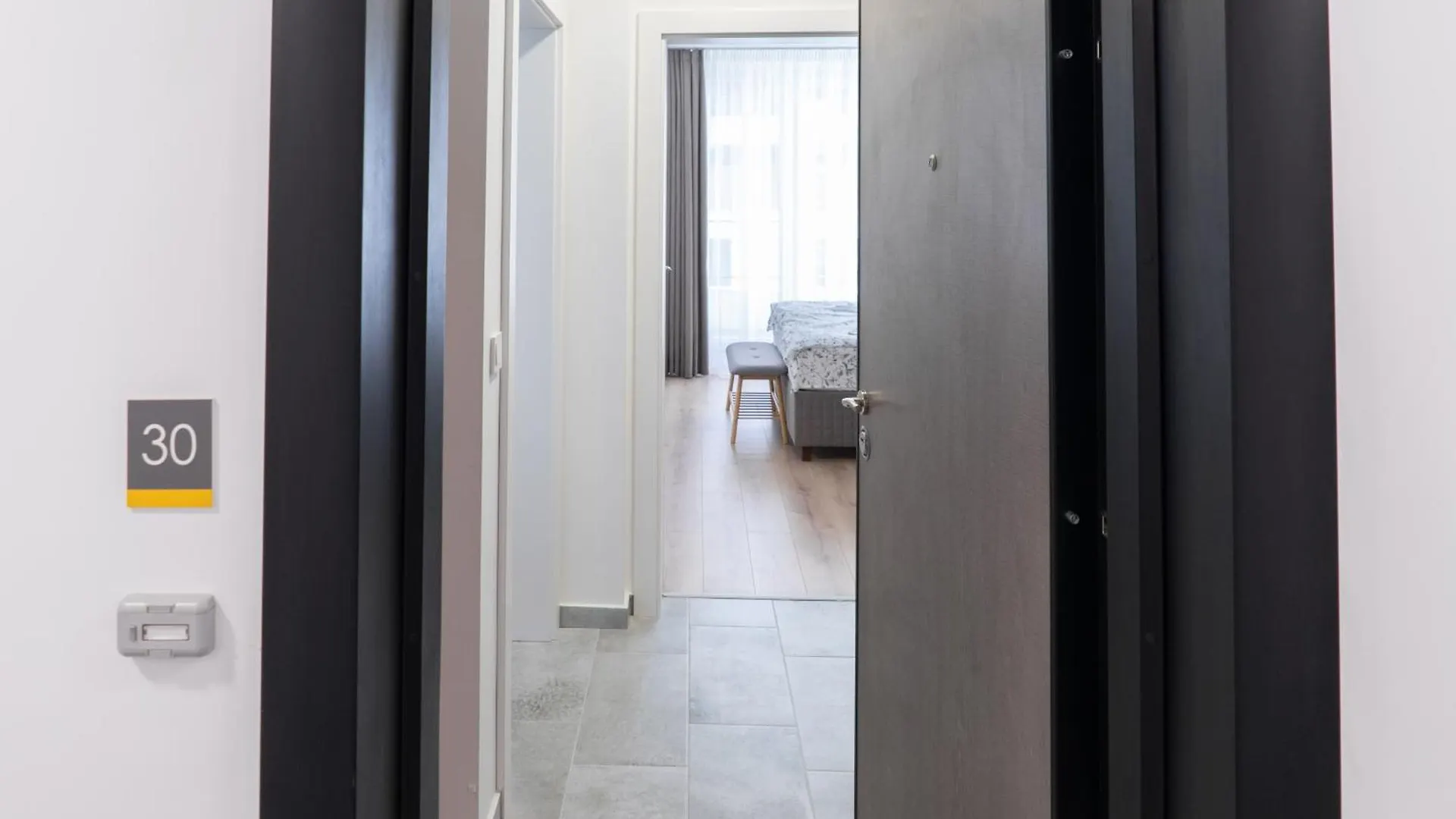 New Modern & Cozy Apartment With Free Parking Varna 0*,